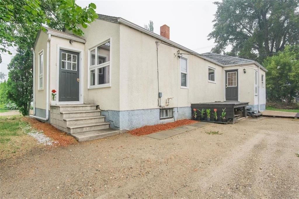 I have sold a property at 139 James ST E in Morris
